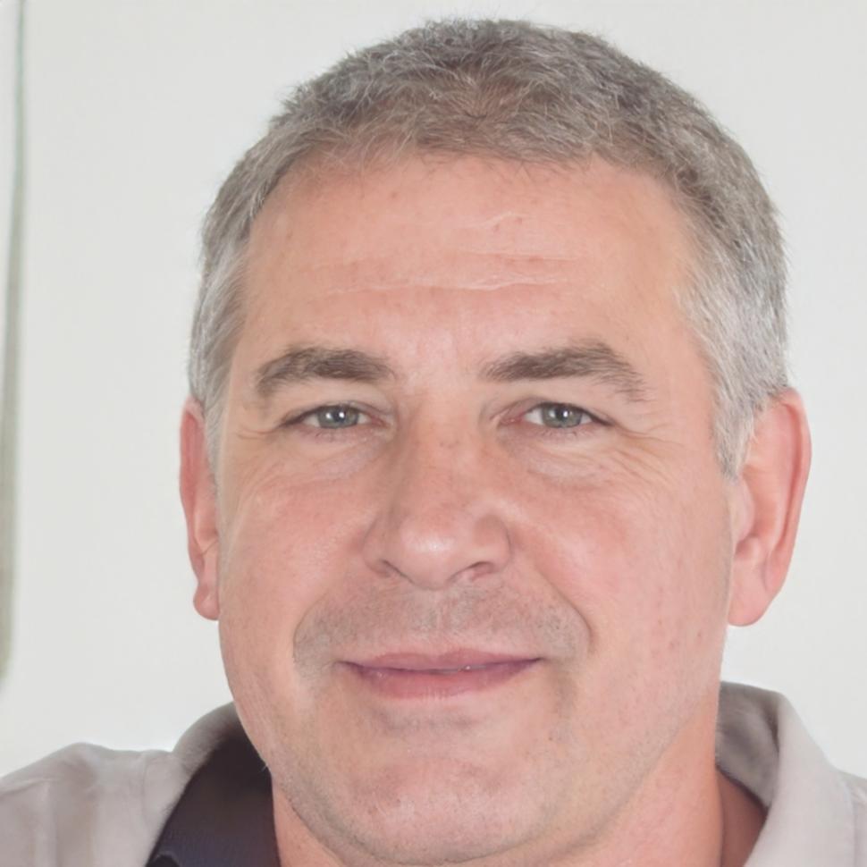 Portrait de Julien Moreau, expert en sécurité bancaire
